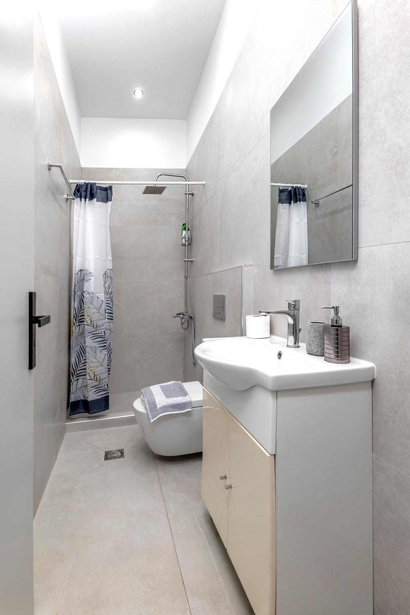 Reborn Luxury * Rhodes City