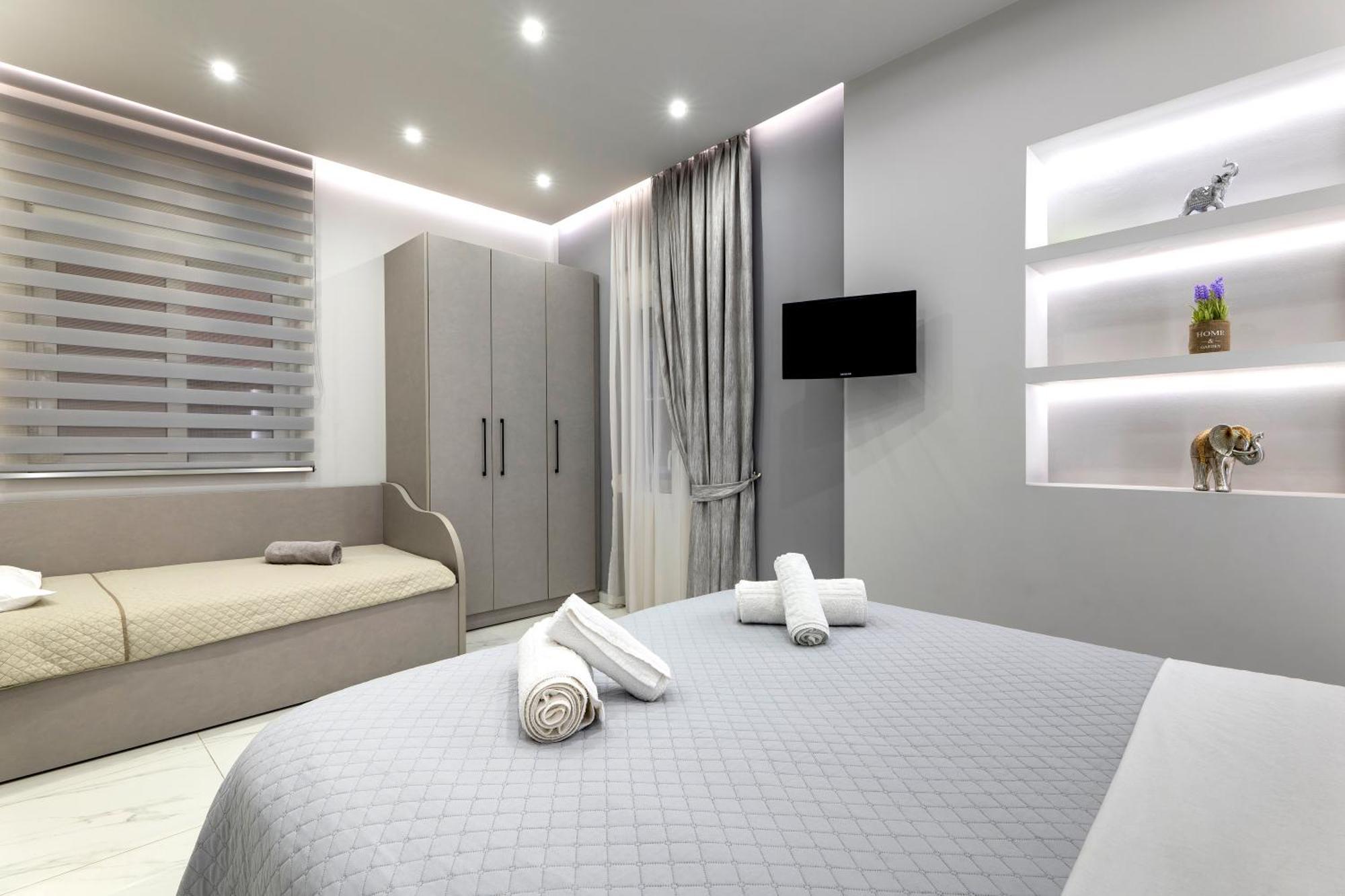 Reborn Luxury * Rhodes City